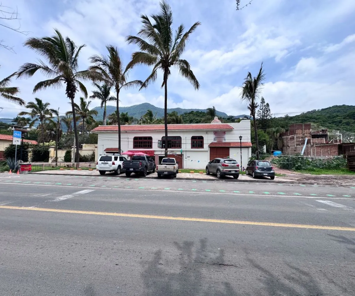 Local En Venta,Raquet Club,Carretera Jocotepec-chapala 501, Jocotepec, Jalisco 45820,2 Baños,Carretera Jocotepec-chapala,1,plI1f1N