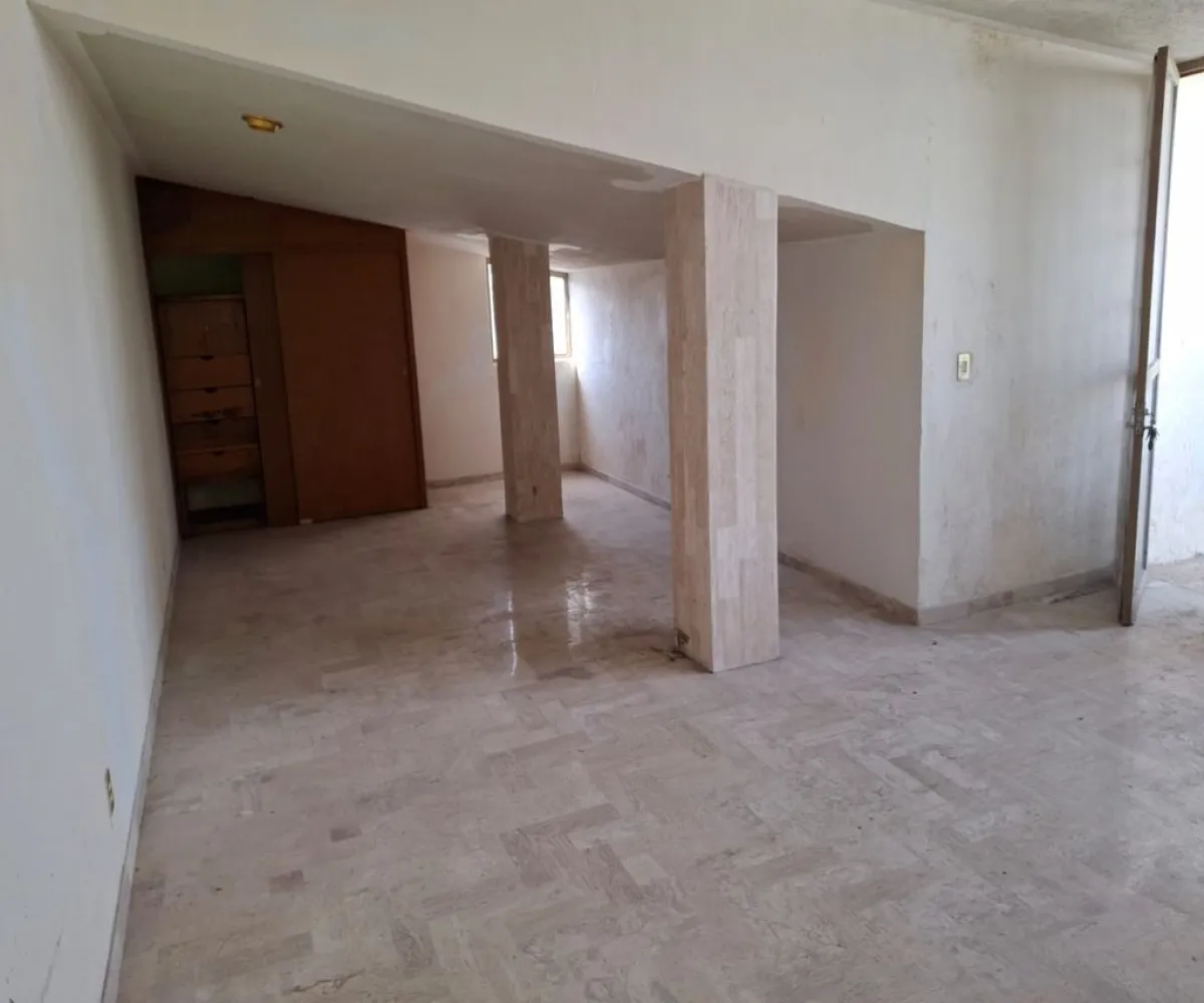 Casa En Venta,Cerro del Tesoro,Vista a La Lejanía 5756, San Pedro Tlaquepaque, Jalisco 45608, 7 Habitaciones,6 Baños,Vista a La Lejanía,3,pSHpjbq