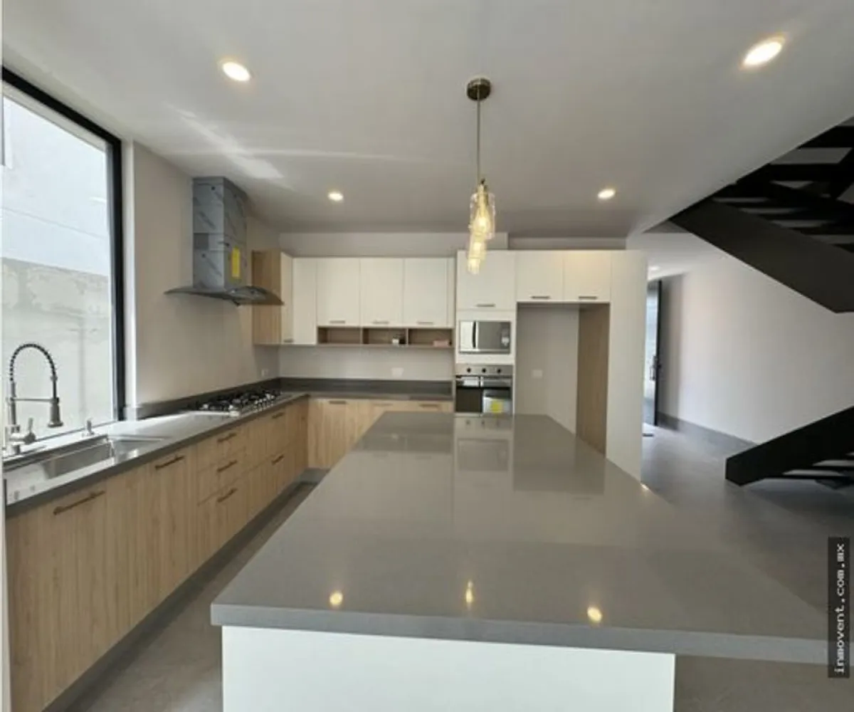 Casa En Venta,Parques Vallarta ,Paseo de la Estrella 3555 30, Zapopan, Jalisco 45134, 4 Habitaciones,4 Baños,Paseo de la Estrella,2,pv87cXz