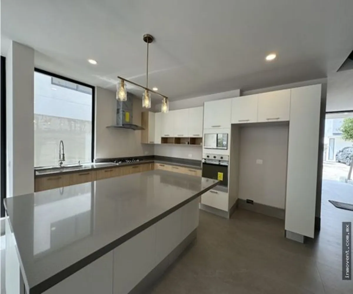 Casa En Venta,Parques Vallarta ,Paseo de la Estrella 3555 30, Zapopan, Jalisco 45134, 4 Habitaciones,4 Baños,Paseo de la Estrella,2,pv87cXz