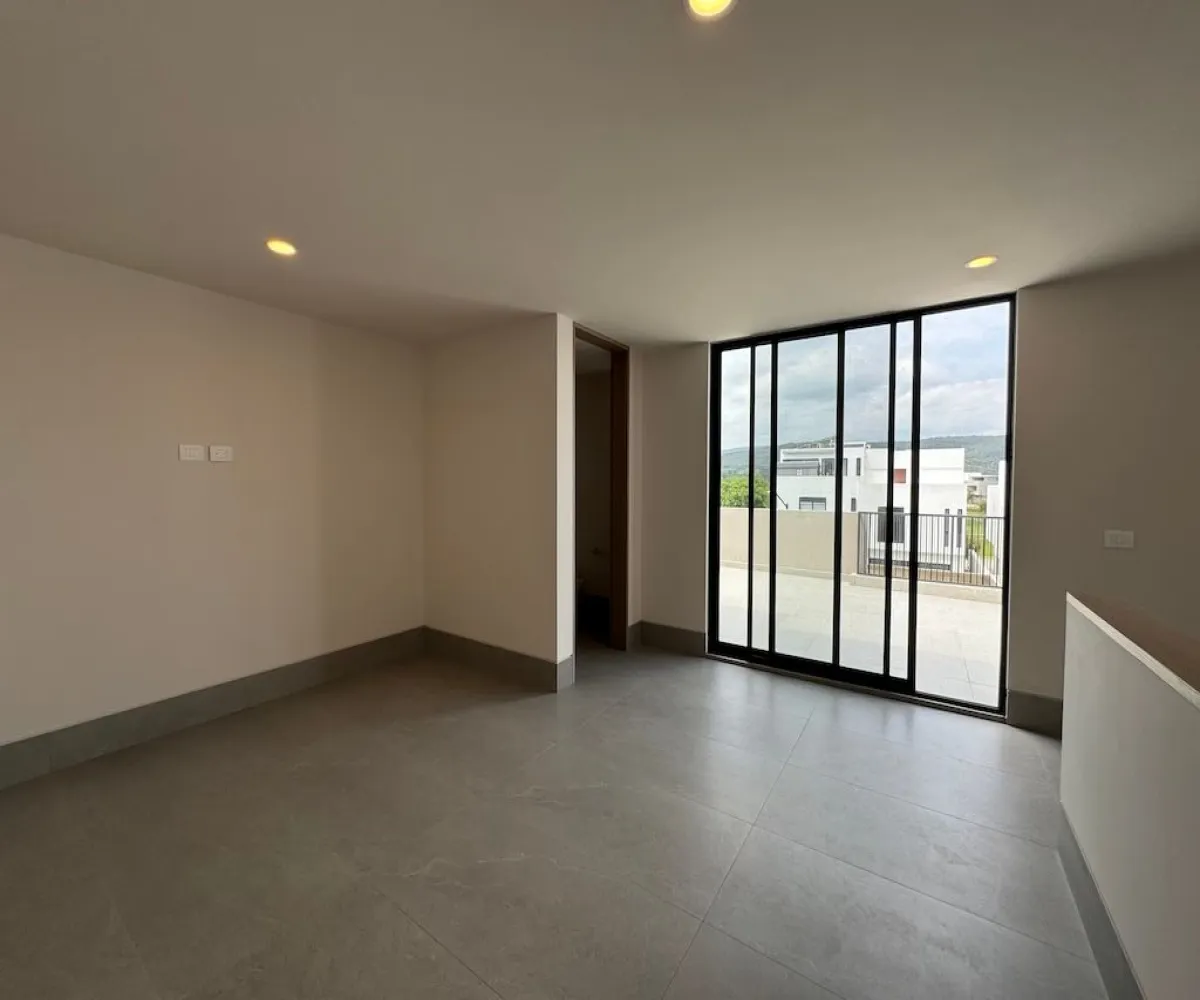 Casa En Venta,Parques Vallarta ,Paseo de la Estrella 3555 30, Zapopan, Jalisco 45134, 4 Habitaciones,4 Baños,Paseo de la Estrella,2,pv87cXz