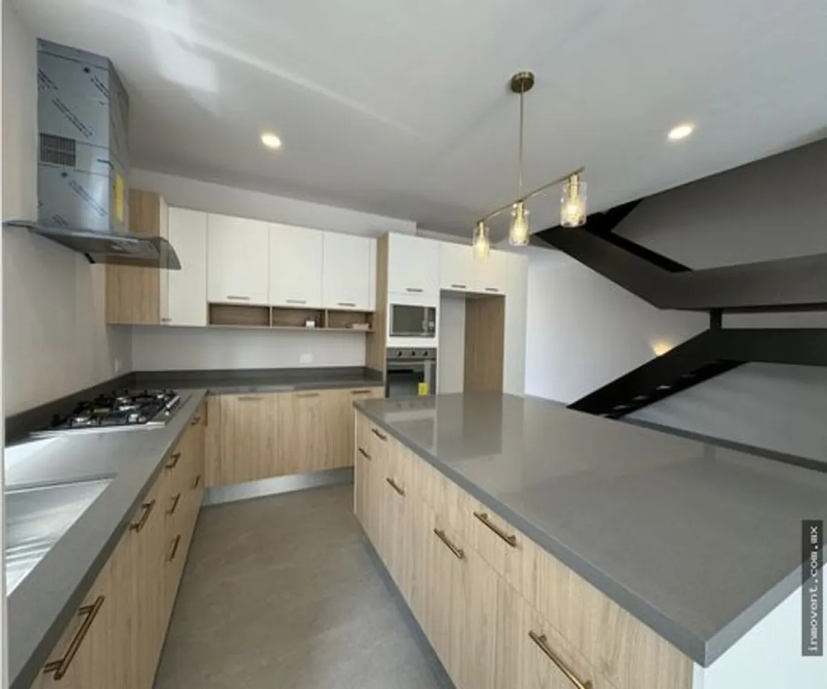 Casa En Venta,Parques Vallarta ,Paseo de la Estrella 3555 30, Zapopan, Jalisco 45134, 4 Habitaciones,4 Baños,Paseo de la Estrella,2,pv87cXz