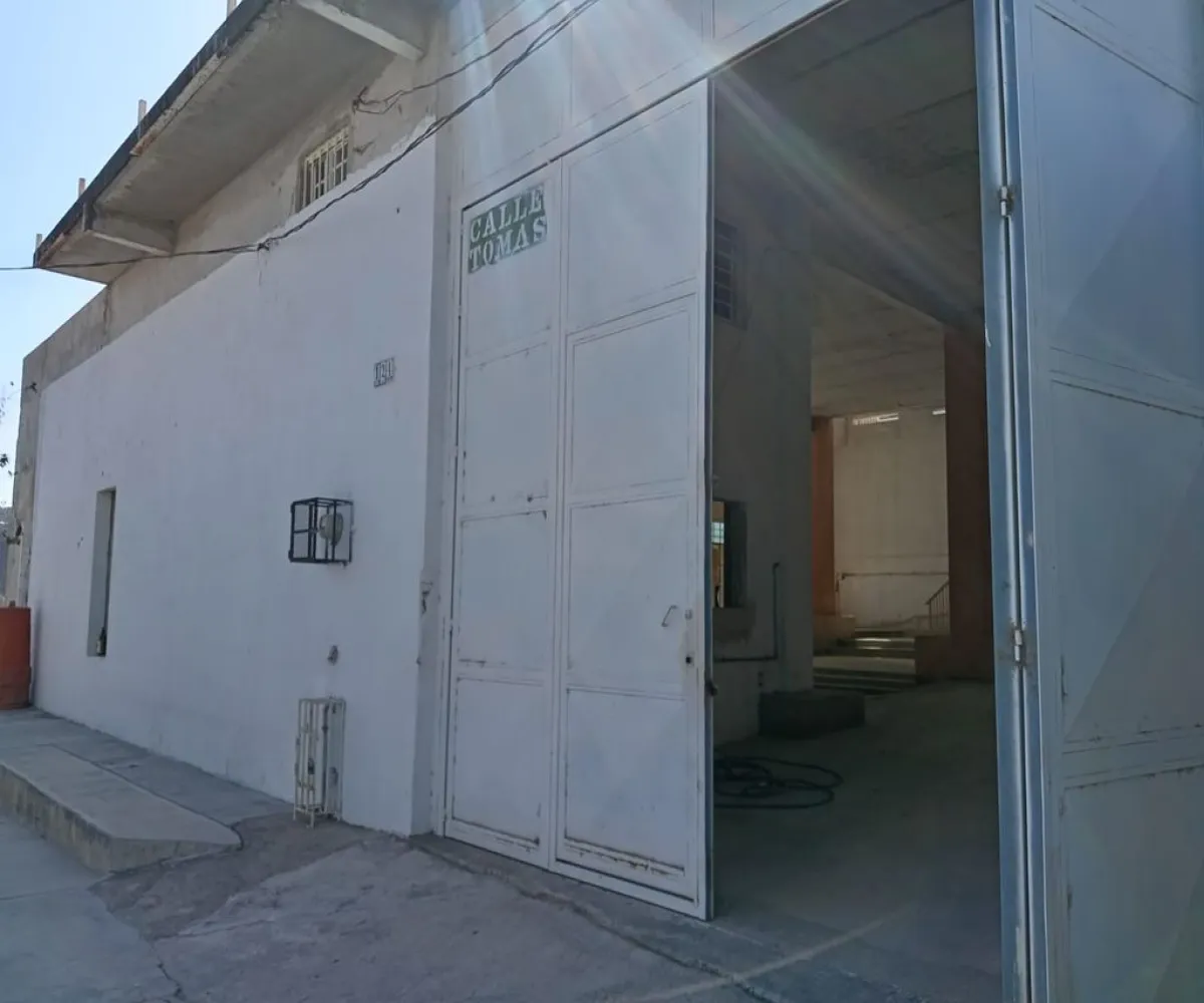 Casa En Venta,Indígena de Mezquitán,Calle Tomas Sandoval 124, Zapopan, Jalisco 45190, 4 Habitaciones,4 Baños,Calle Tomas Sandoval,1,pbNYF0g