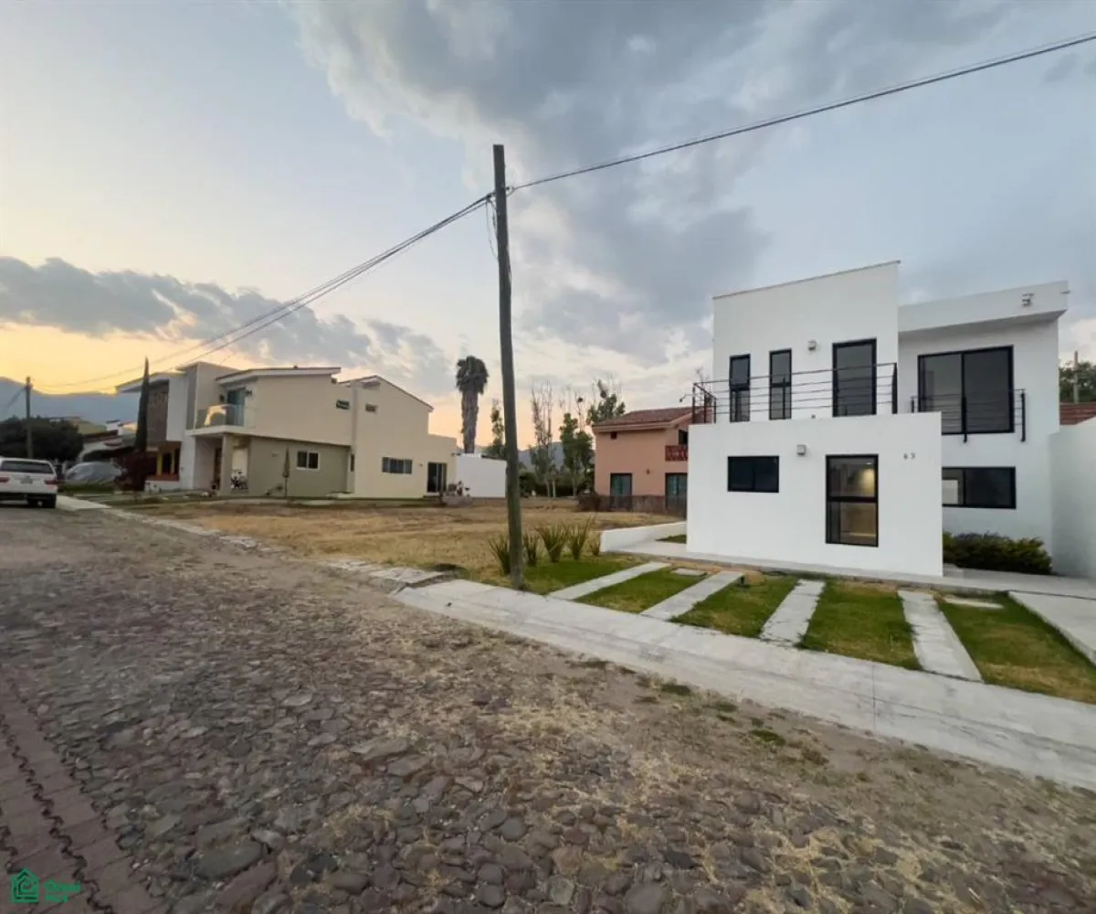 Casa En Venta,Chapala Centro,Jacarandas 63, Chapala, Jalisco 45900, 2 Habitaciones,2 Baños,Jacarandas,2,MX24628284