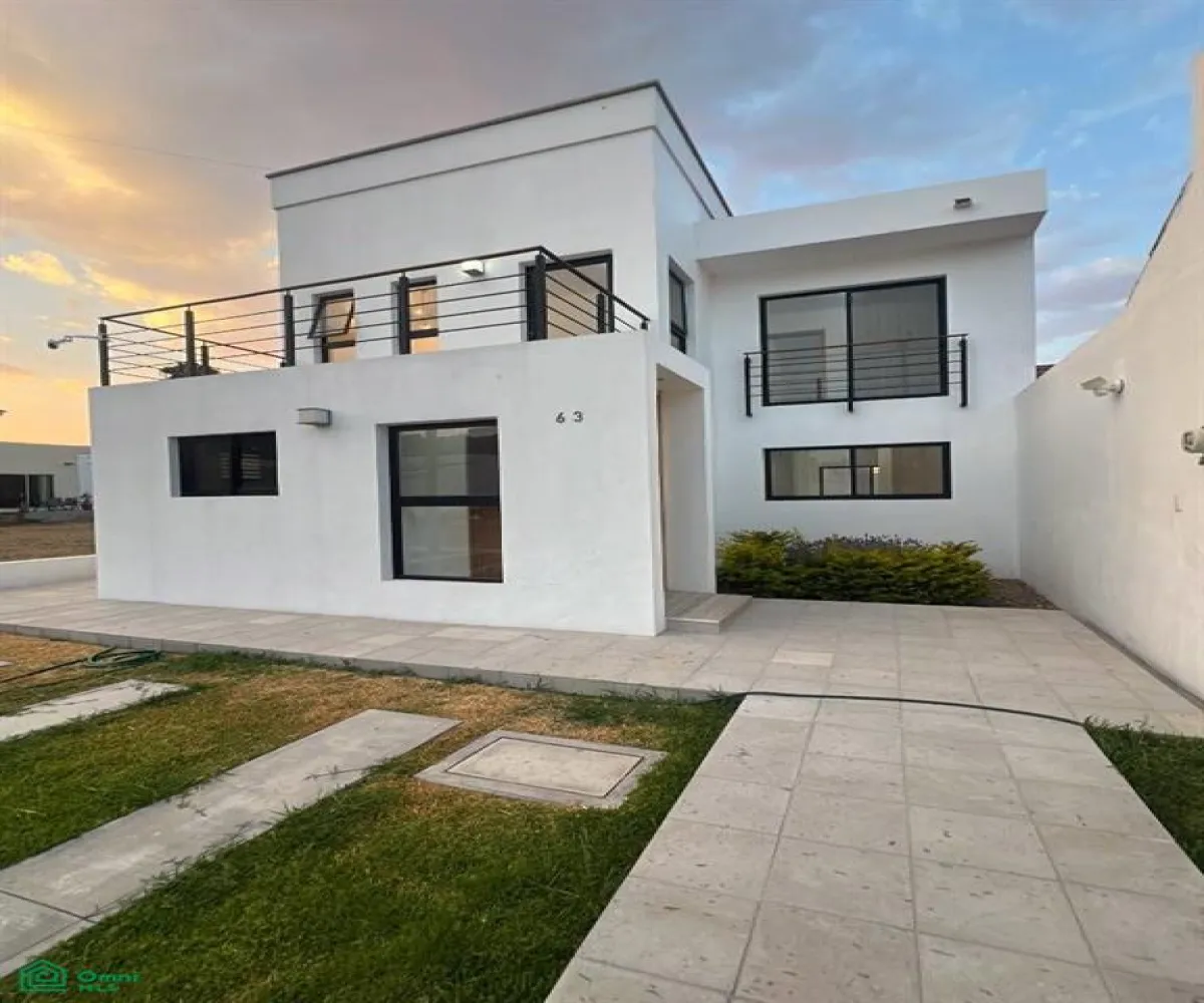 Casa En Venta,Chapala Centro,Jacarandas 63, Chapala, Jalisco 45900, 2 Habitaciones,2 Baños,Jacarandas,2,MX24628284