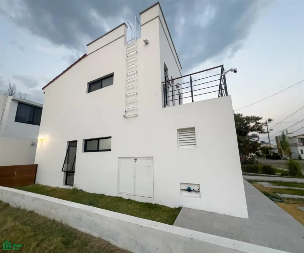 Casa En Venta,Chapala Centro,Jacarandas 63, Chapala, Jalisco 45900, 2 Habitaciones,2 Baños,Jacarandas,2,MX24628284