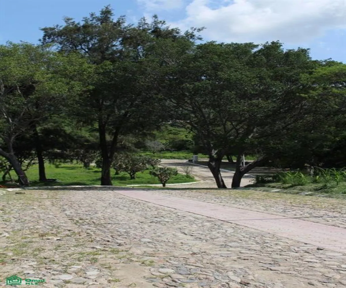 Terreno En Venta,Chapala Centro,Paseo del Arroyo 79-A, Chapala, Jalisco 45900,Paseo del Arroyo,MX24640394