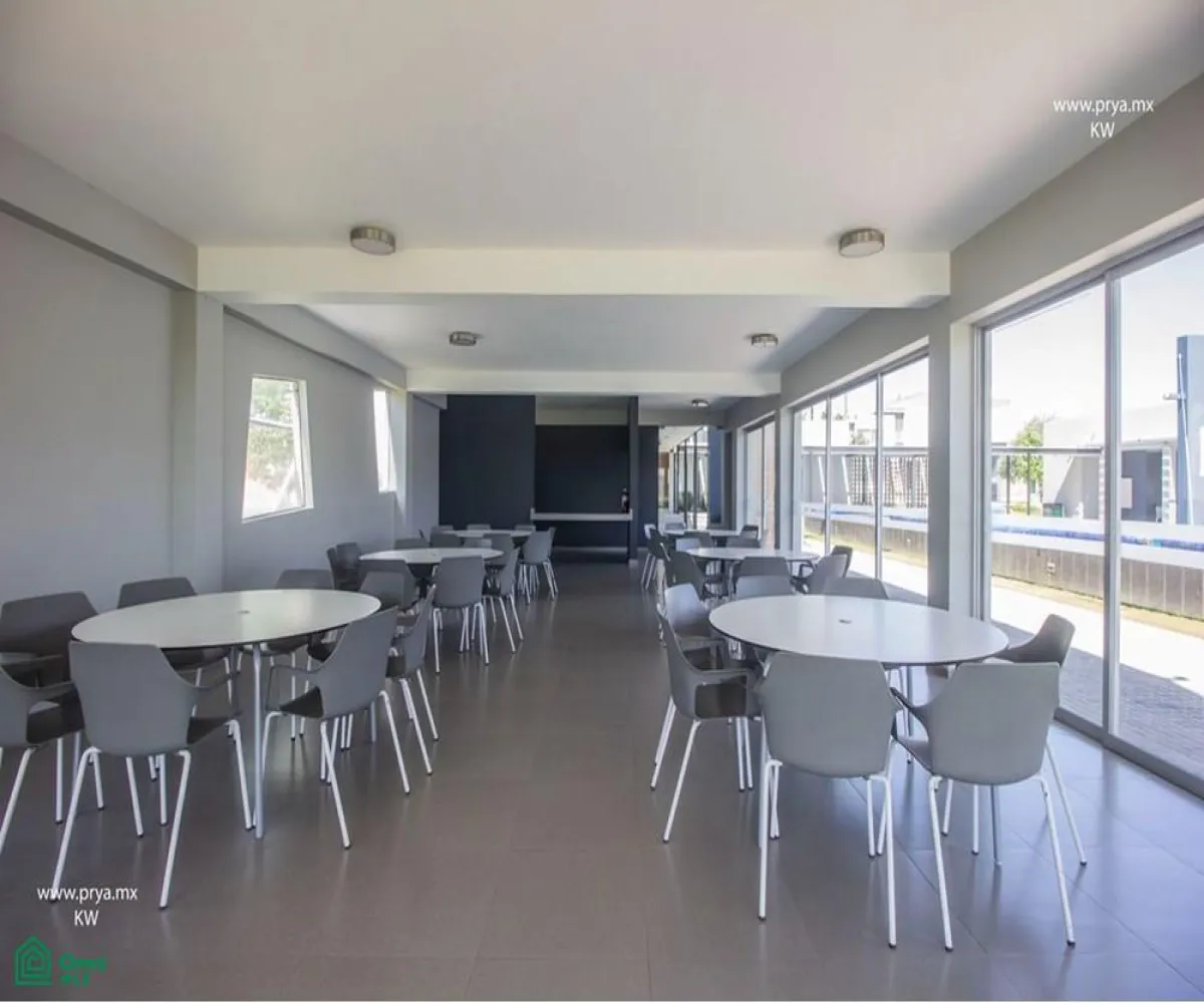 Casa En Venta,Fraccionamiento El Alcázar (Casa Fuerte),Fracc. Casa fuerte, coto baluarte 193, Tlajomulco de Zuniga, Jalisco 45646, 4 Habitaciones,3 Baños,Fracc. Casa fuerte, coto baluarte,MX24647370