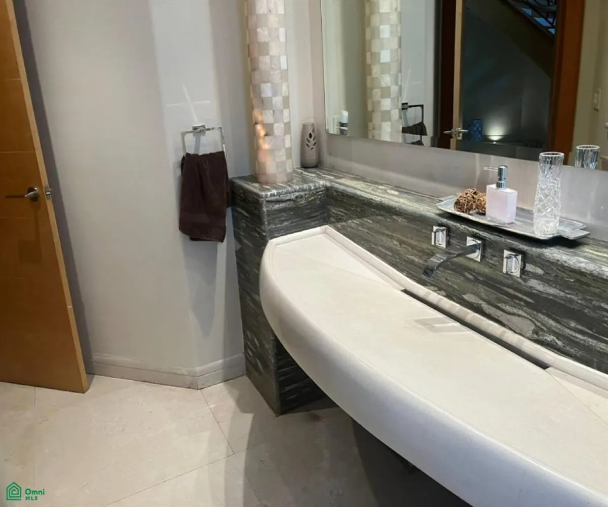 Casa En Venta,Azaleas Residencial,Av. Azaleas 528-C9, Zapopan, Jalisco 45239, 4 Habitaciones,4 Baños,Av. Azaleas,2,MX24661805