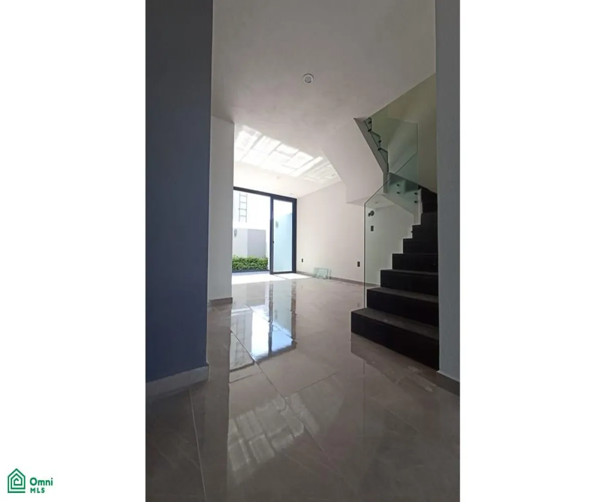 Casa En Venta,San Agustín,Av. Vuelo de las Grullas 200, Tlajomulco de Zuniga, Jalisco 45645, 3 Habitaciones,3 Baños,Av. Vuelo de las Grullas,2,MX24662156