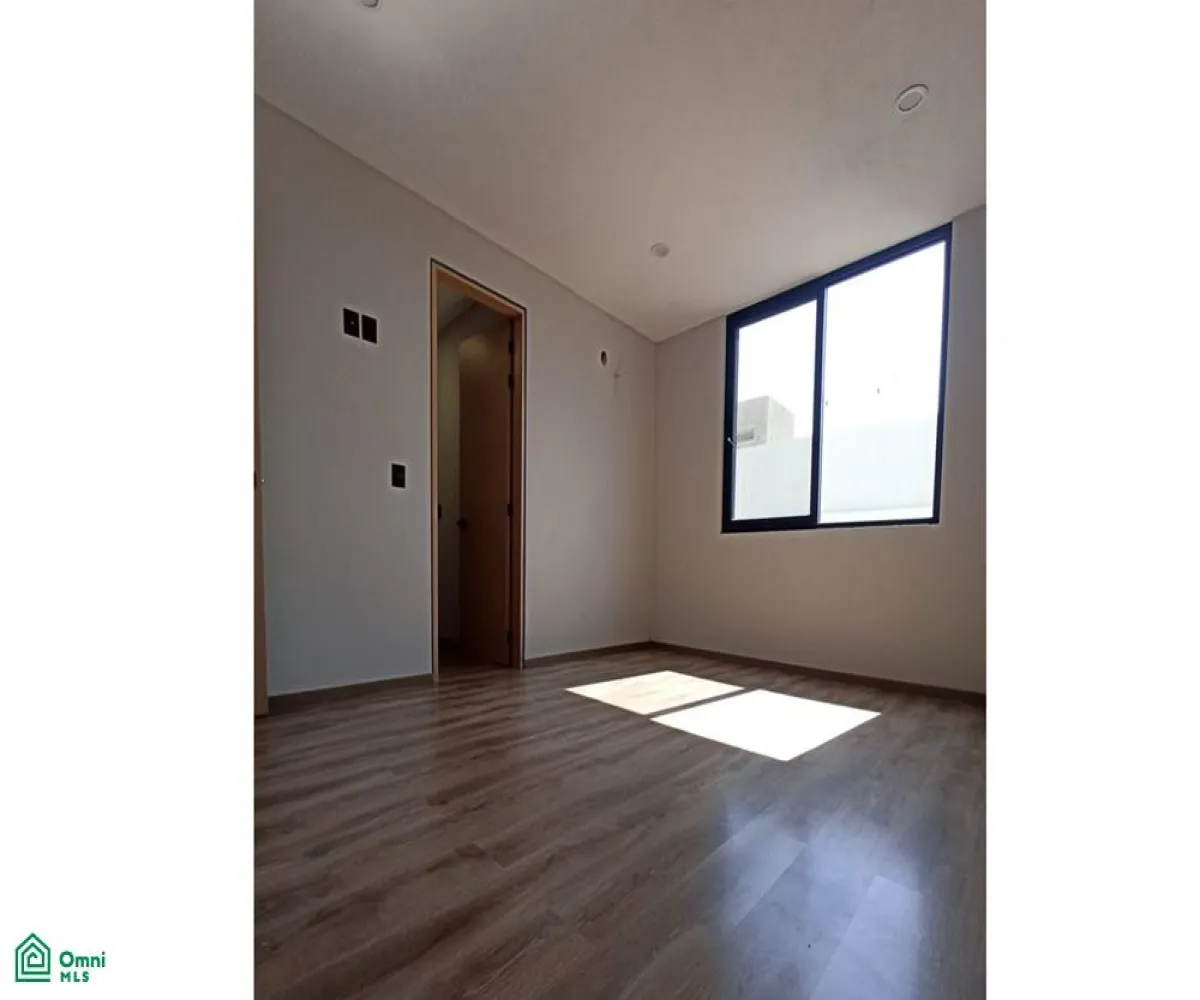Casa En Venta,San Agustín,Av. Vuelo de las Grullas 200, Tlajomulco de Zuniga, Jalisco 45645, 3 Habitaciones,3 Baños,Av. Vuelo de las Grullas,2,MX24662156