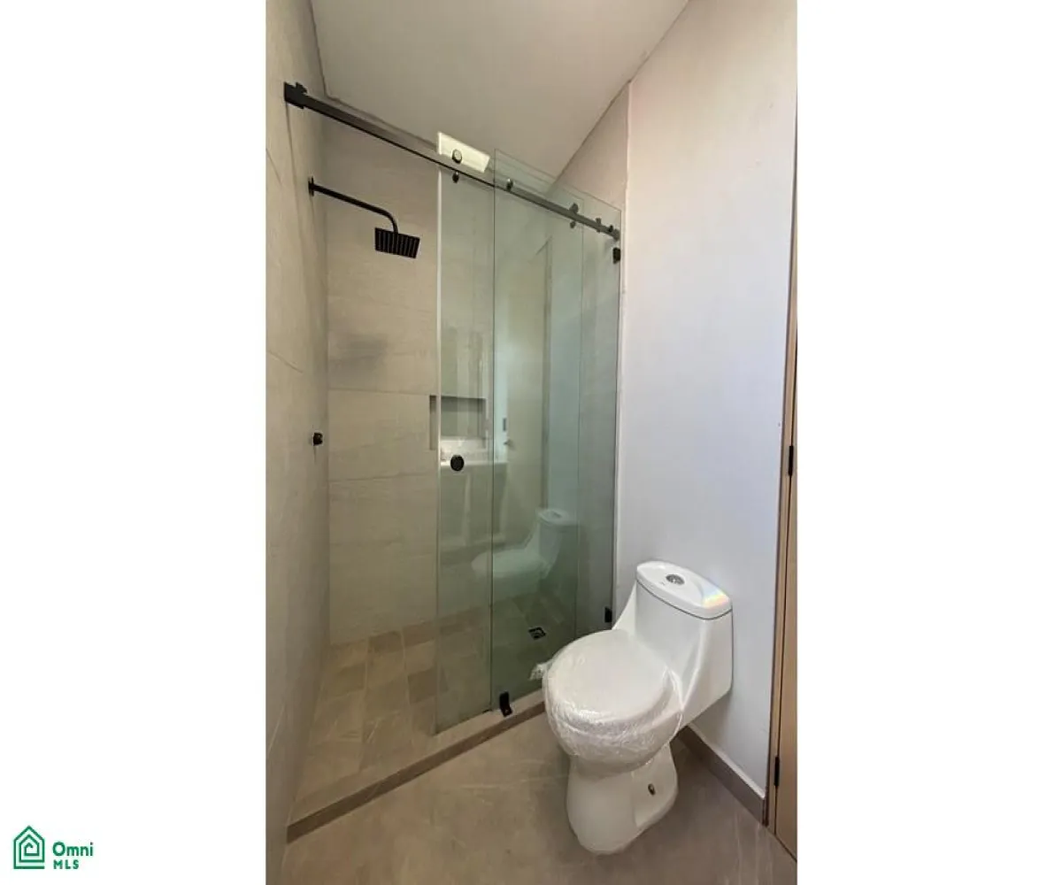 Casa En Venta,San Agustín,Av. Vuelo de las Grullas 200, Tlajomulco de Zuniga, Jalisco 45645, 3 Habitaciones,3 Baños,Av. Vuelo de las Grullas,2,MX24662156