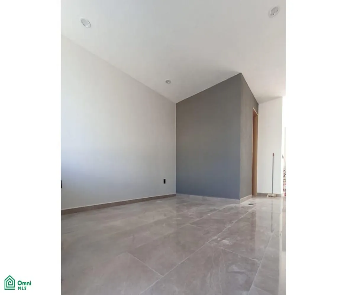 Casa En Venta,San Agustín,Av. Vuelo de las Grullas 200, Tlajomulco de Zuniga, Jalisco 45645, 3 Habitaciones,3 Baños,Av. Vuelo de las Grullas,2,MX24662156