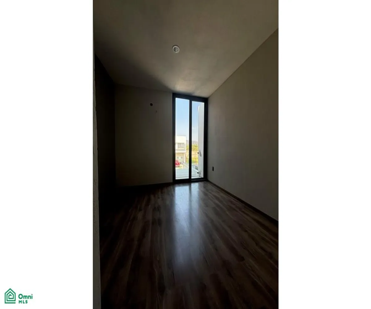 Casa En Venta,San Agustín,Av. Vuelo de las Grullas 200, Tlajomulco de Zuniga, Jalisco 45645, 3 Habitaciones,3 Baños,Av. Vuelo de las Grullas,2,MX24662156