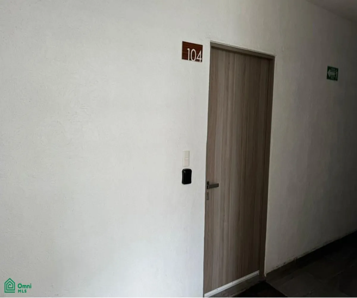 Edificio En Venta,Fraccionamiento Cañadas de San Lorenzo,AVENIDA TORREMOLINOS 3500, Zapopan, Jalisco 45130, 2 Habitaciones,2 Baños,AVENIDA TORREMOLINOS,1,MX24676393