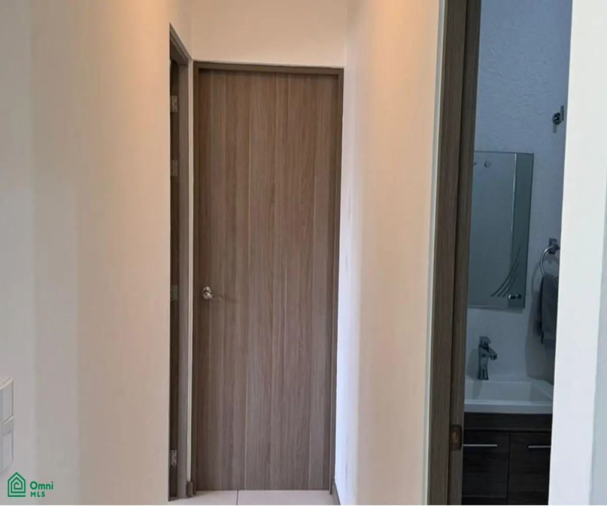 Edificio En Venta,Fraccionamiento Cañadas de San Lorenzo,AVENIDA TORREMOLINOS 3500, Zapopan, Jalisco 45130, 2 Habitaciones,2 Baños,AVENIDA TORREMOLINOS,1,MX24676393