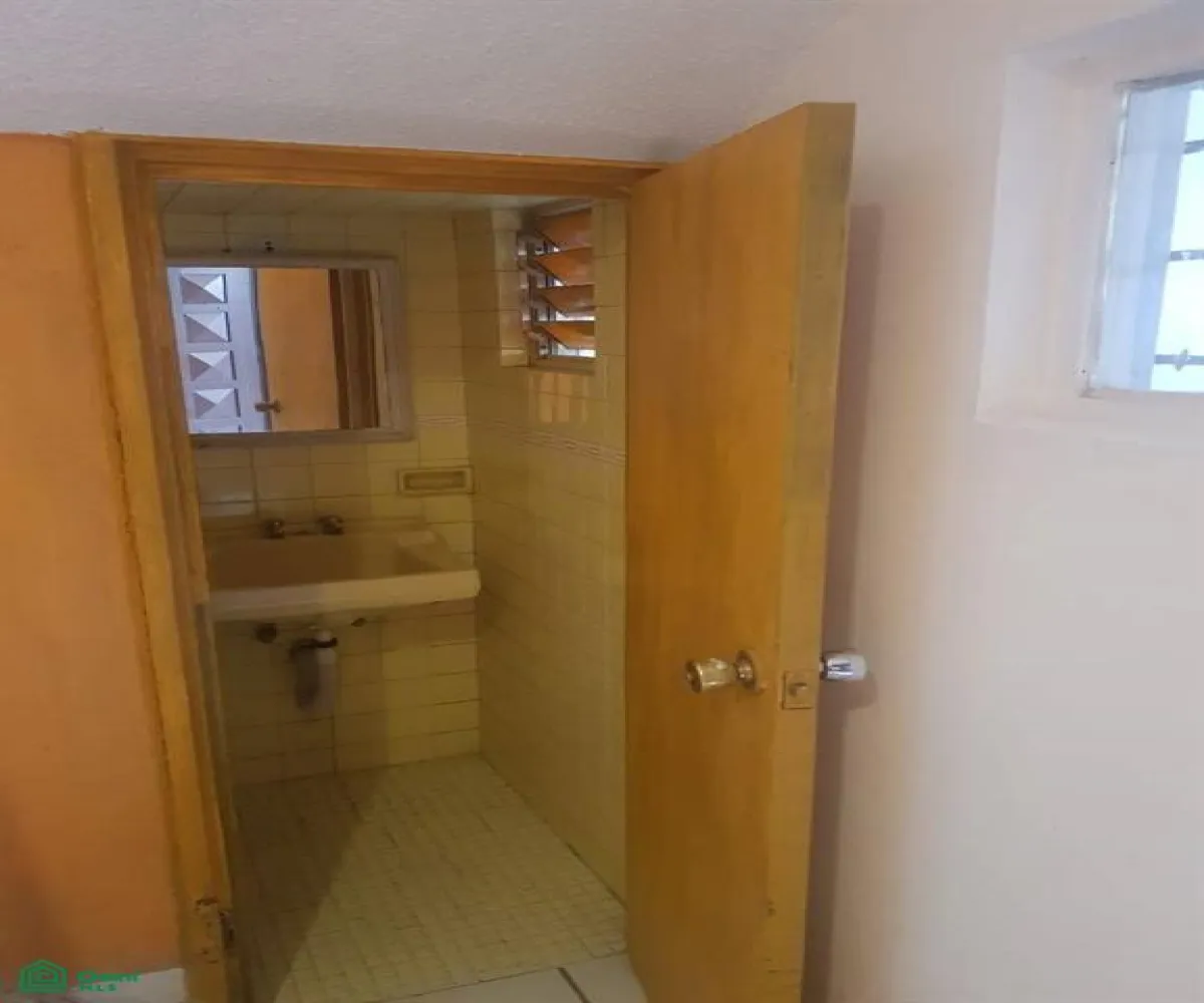 Casa En Venta,Jardines del Country,Donceles 2018, Guadalajara, Jalisco 44210, 4 Habitaciones,3 Baños,Donceles,2,MX24677188