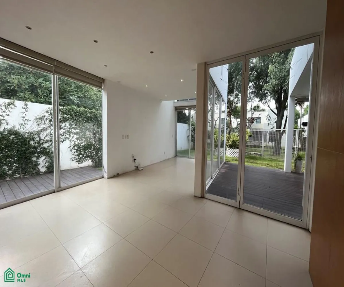 Casa En Renta,ARAUCA,Avenida Ramón Corona 1500, Zapopan, Jalisco 45207, 3 Habitaciones,4 Baños,Avenida Ramón Corona,2,MX24678573