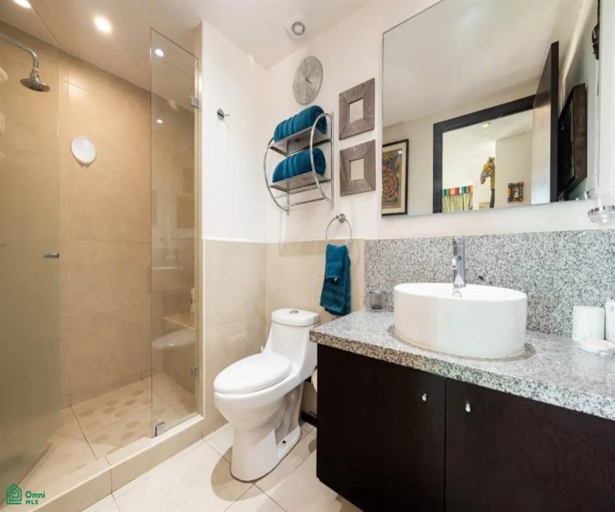 Departamento En Venta,Zona Hotelera Norte,Avenida Francisco Medina Ascencio 2477, Puerto Vallarta, Jalisco 48333, 2 Habitaciones,2 Baños,Avenida Francisco Medina Ascencio,MX24684394