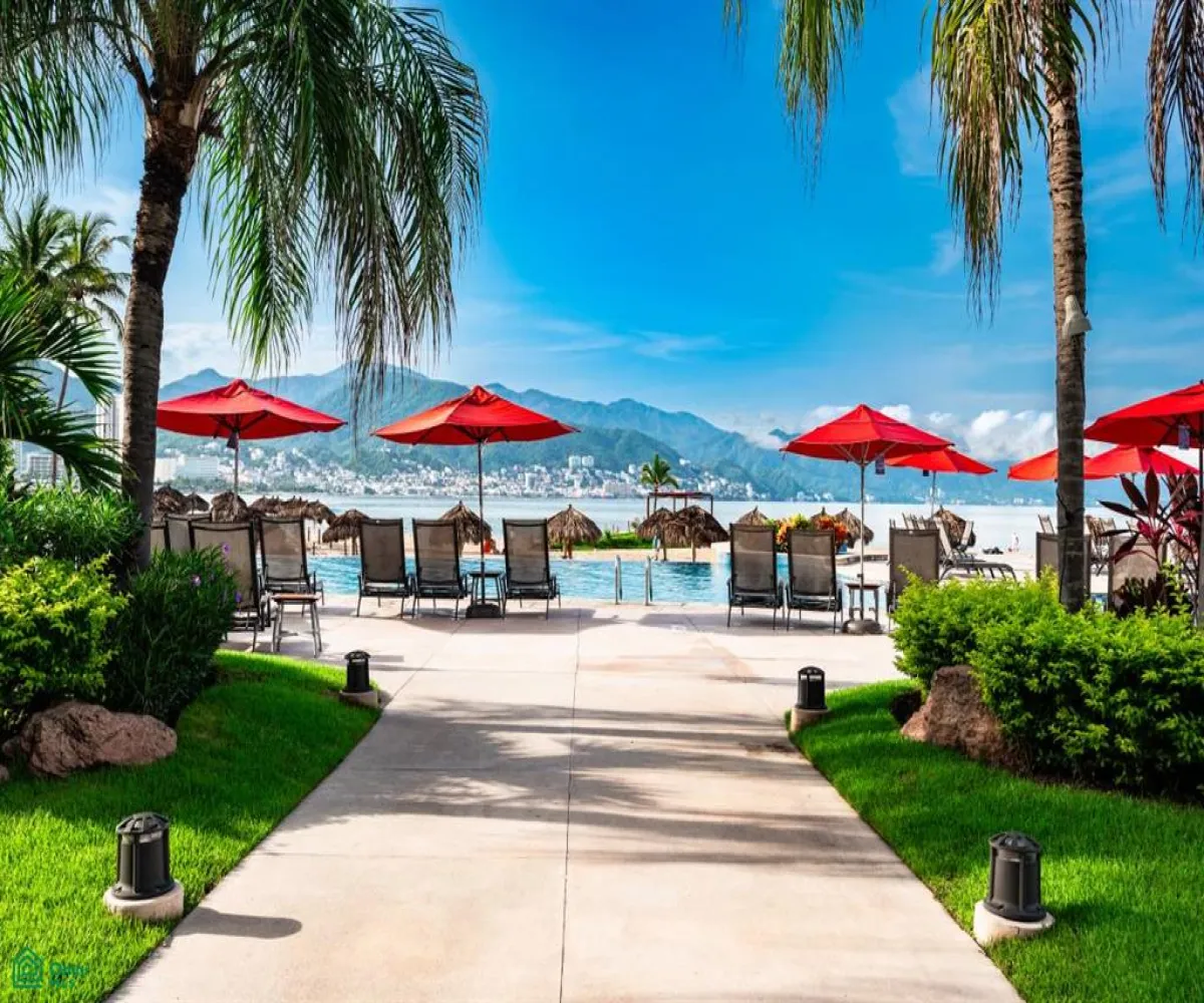 Departamento En Venta,Zona Hotelera Norte,Avenida Francisco Medina Ascencio 2477, Puerto Vallarta, Jalisco 48333, 2 Habitaciones,2 Baños,Avenida Francisco Medina Ascencio,MX24684394