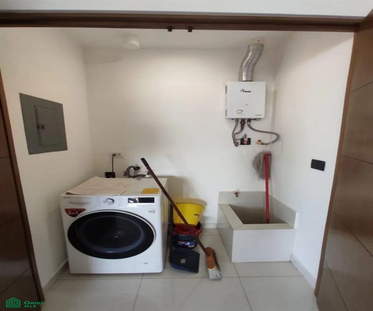 Departamento En Renta,Zona Hotelera Norte,Maria Montessori 360, Puerto Vallarta, Jalisco 48333, 2 Habitaciones,2 Baños,Maria Montessori,3,MX24687011