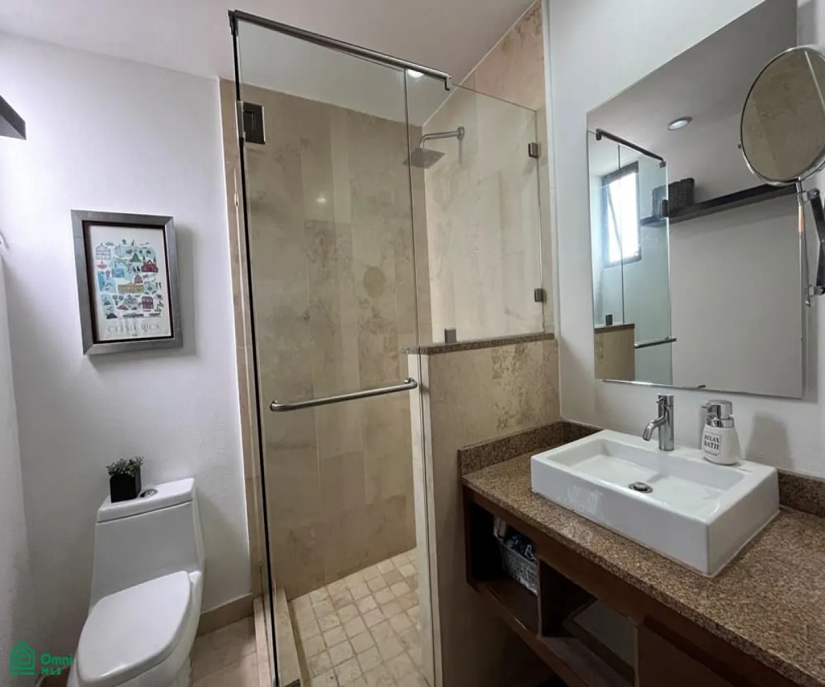 Casa En Venta,Fraccionamiento Porta Real,AVENIDA AVIACIÓN 4055, Zapopan, Jalisco 45019, 3 Habitaciones,3 Baños,AVENIDA AVIACIÓN,MX24687089