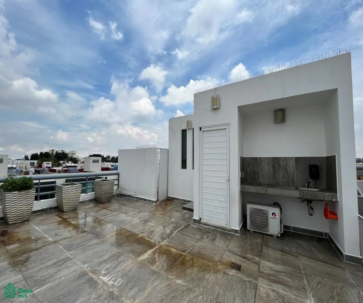 Casa En Venta,Fraccionamiento Porta Real,AVENIDA AVIACIÓN 4055, Zapopan, Jalisco 45019, 3 Habitaciones,3 Baños,AVENIDA AVIACIÓN,MX24687089