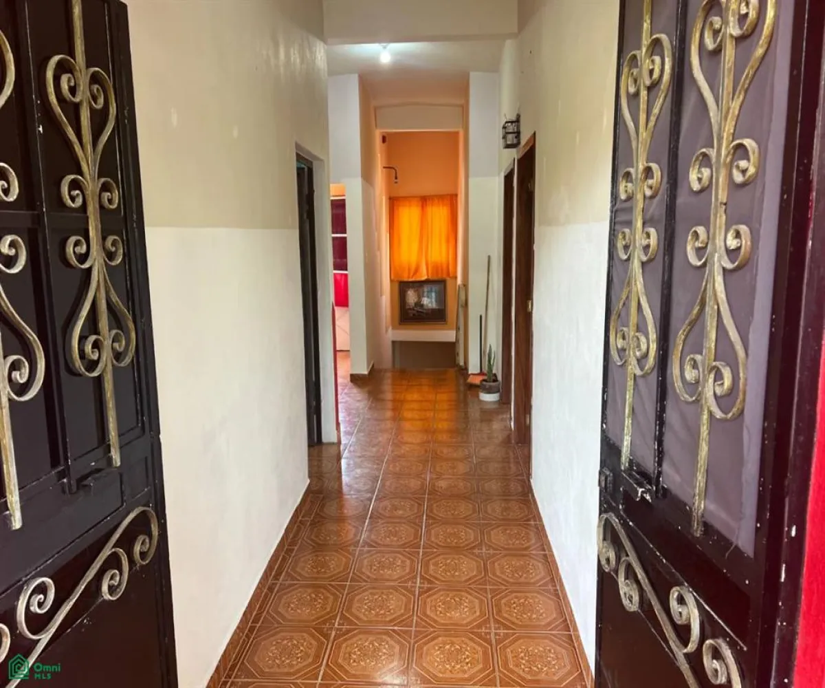 Casa En Venta,Lomas de Enmedio,Brasil 991, Puerto Vallarta, Jalisco 48290, 6 Habitaciones,4 Baños,Brasil,MX24708176