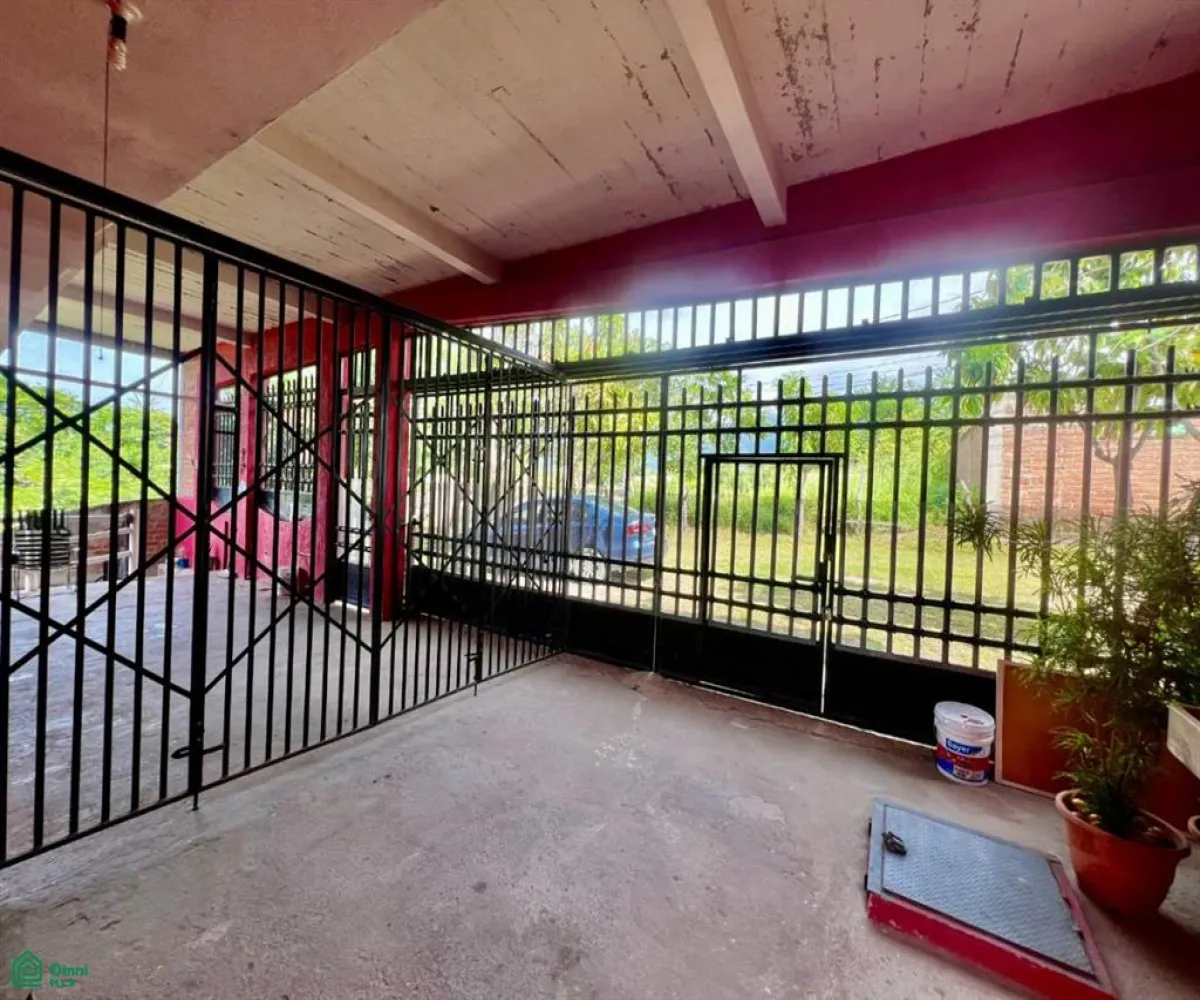 Casa En Venta,Lomas de Enmedio,Brasil 991, Puerto Vallarta, Jalisco 48290, 6 Habitaciones,4 Baños,Brasil,MX24708176