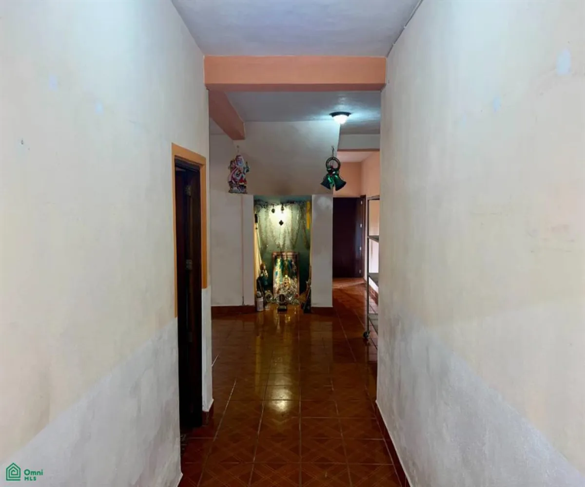 Casa En Venta,Lomas de Enmedio,Brasil 991, Puerto Vallarta, Jalisco 48290, 6 Habitaciones,4 Baños,Brasil,MX24708176