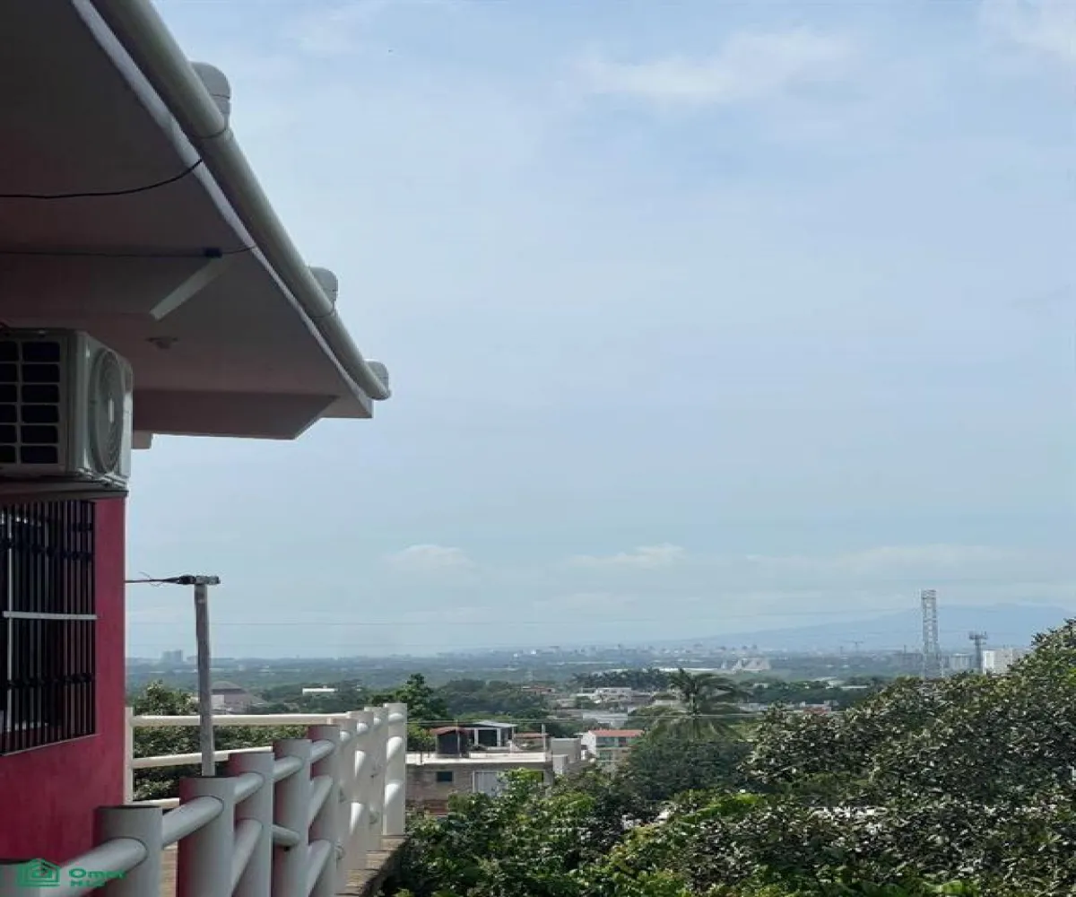 Casa En Venta,Lomas de Enmedio,Brasil 991, Puerto Vallarta, Jalisco 48290, 6 Habitaciones,4 Baños,Brasil,MX24708176