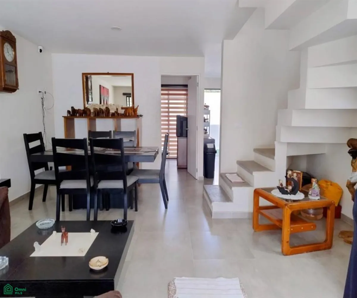 Casa En Venta,Adamar,AV. ADAMAR (COTO MAREVNA) 1216-18, Tlajomulco de Zuniga, Jalisco 45646, 3 Habitaciones,2 Baños,AV. ADAMAR (COTO MAREVNA),2,MX24719318