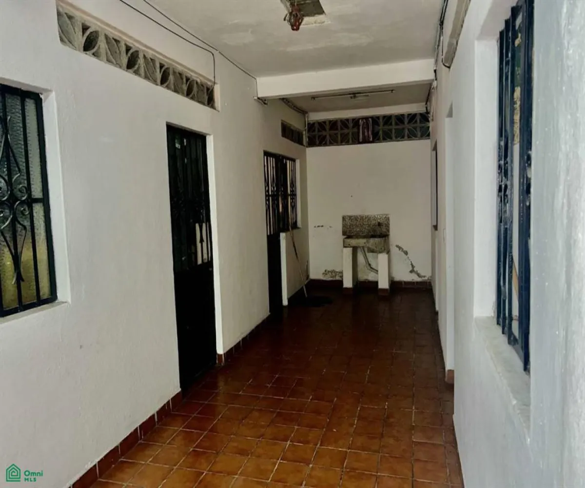 Casa En Venta,Lopez Mateos,Rio Grande 231, Puerto Vallarta, Jalisco 48340, 12 Habitaciones,16 Baños,Rio Grande,3,MX24725482