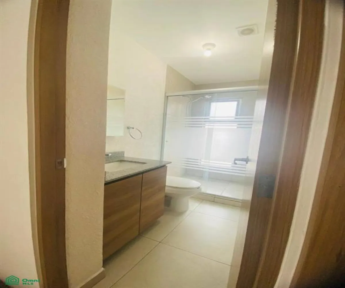 Departamento En Venta,Mirador del Tesoro,vista al atardecer 350, Tlaquepaque, Jalisco 45608, 3 Habitaciones,2 Baños,vista al atardecer,3,MX25932627