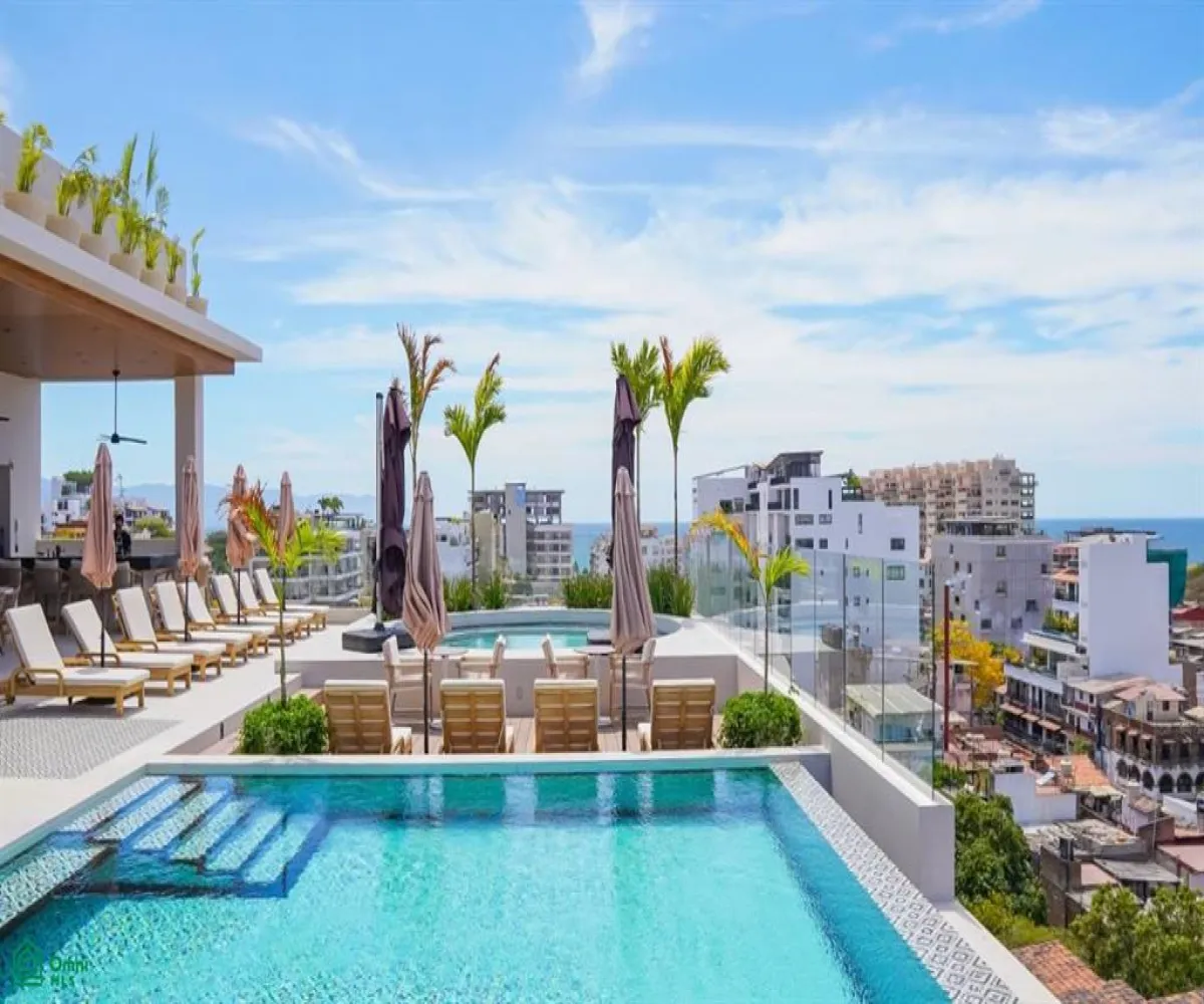Departamento En Venta,Emiliano Zapata,Lazaro Cardenas 388 Int. PH4, Puerto Vallarta, Jalisco 48380, 1 Cuarto,2 Baños,Lazaro Cardenas,MX25934306