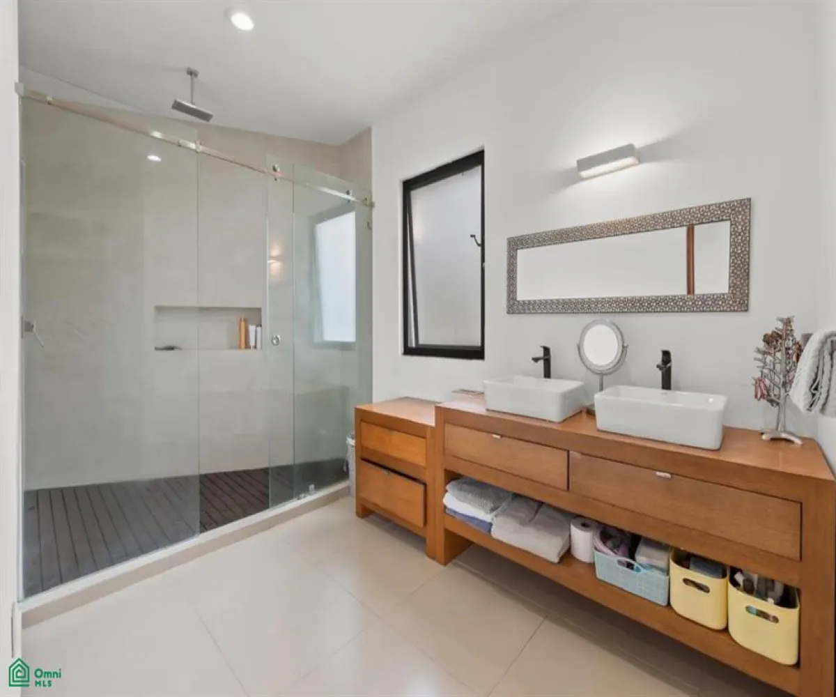 Casa En Venta,Marina Vallarta,ALBATROS 191, Puerto Vallarta, Jalisco 48354, 3 Habitaciones,3 Baños,ALBATROS,2,MX25936081