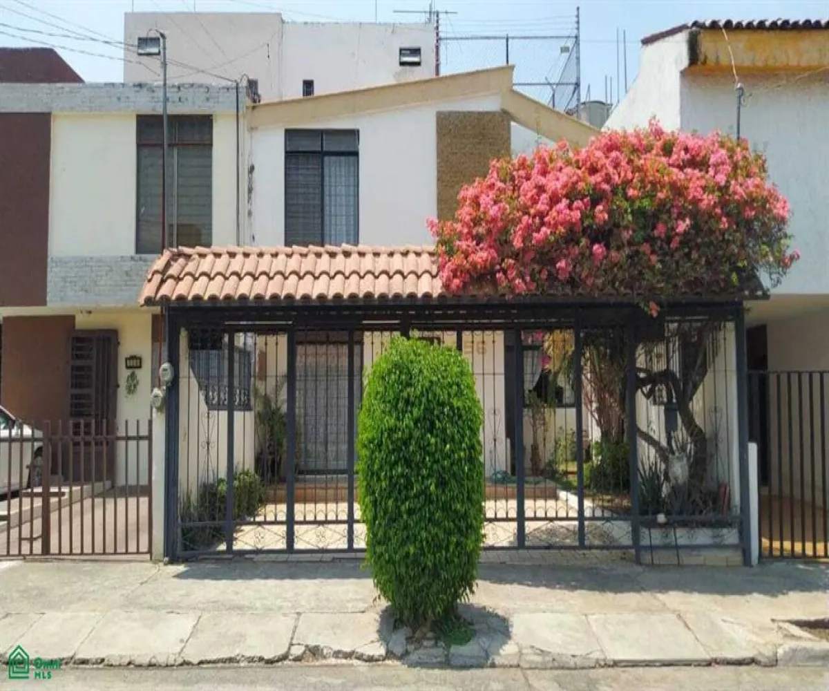 Casa En Venta,Jardines Del Sol,Tezozomoc ., Zapopan, Jalisco 45050, 3 Habitaciones,2 Baños,Tezozomoc,3,MX25937549