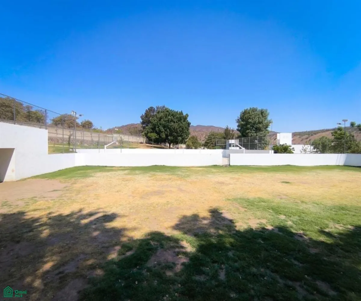 Terreno En Venta,Cortijo de San Agustin,Boulevard de la Loma 100, Tlajomulco de Zuniga, Jalisco 45645,Boulevard de la Loma,MX25937611