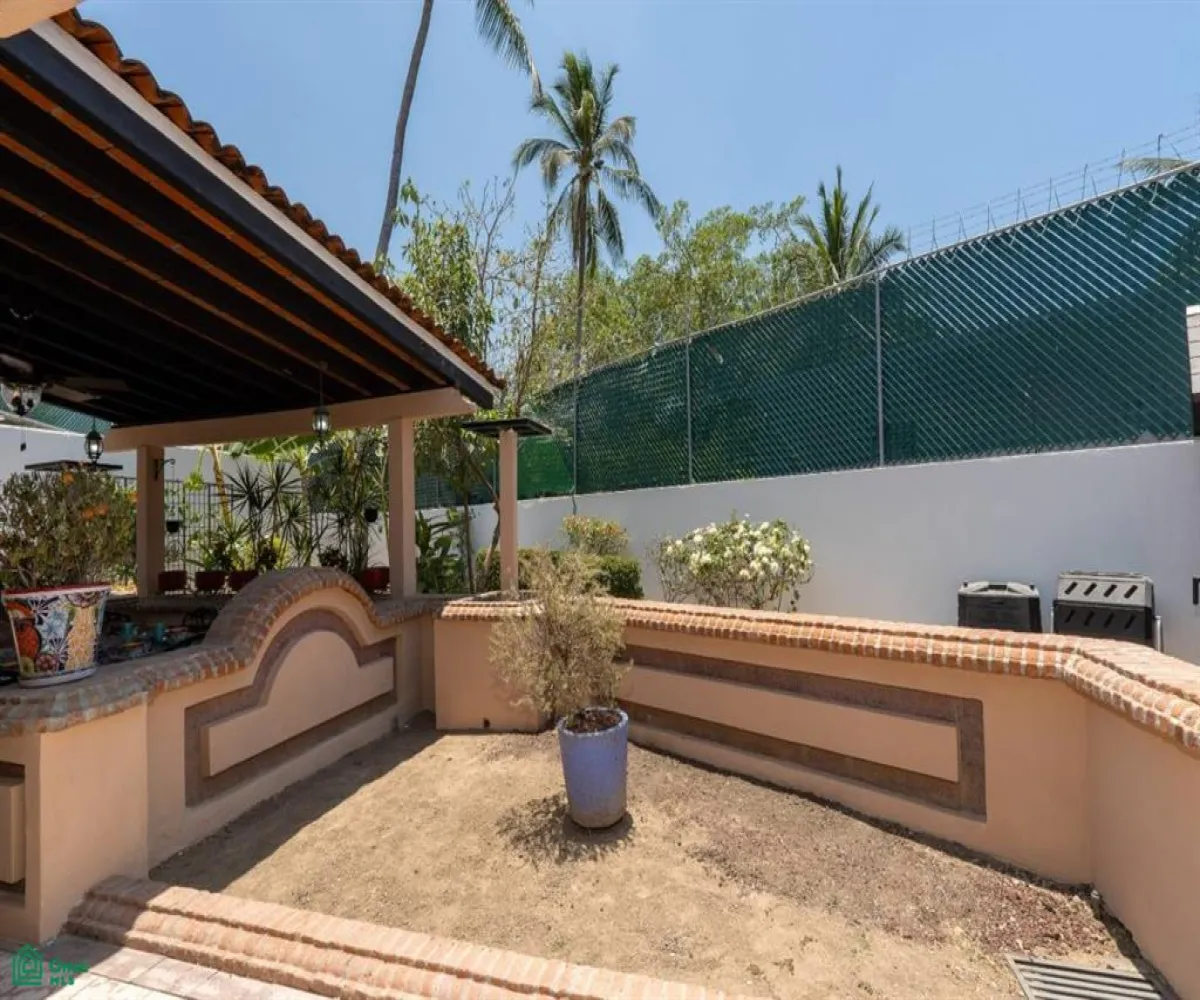 Casa En Venta,Gaviotas,Pez Espada 168, Puerto Vallarta, Jalisco 48328, 4 Habitaciones,4 Baños,Pez Espada,1,MX25937961