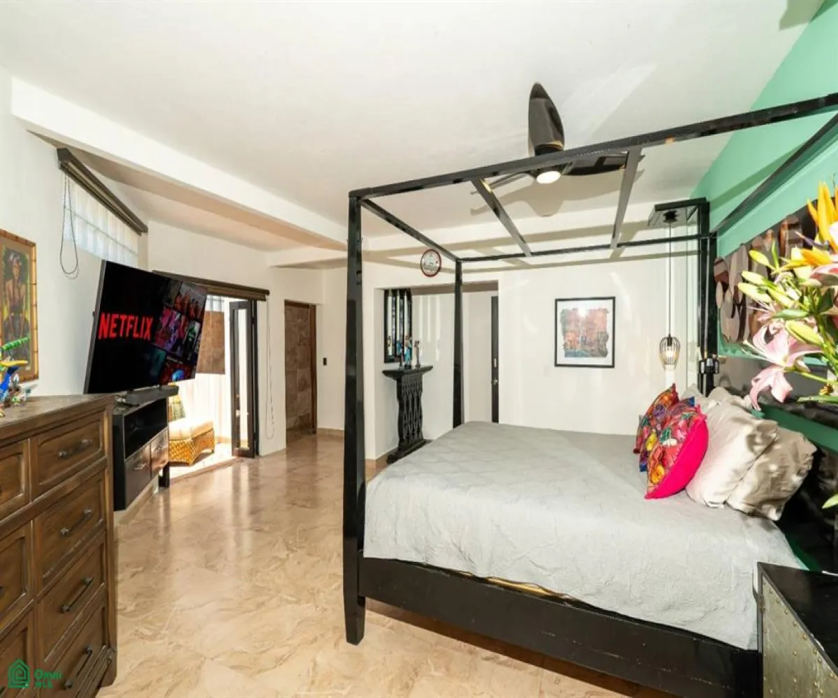 Casa En Venta,Gaviotas,Pez Espada 168, Puerto Vallarta, Jalisco 48328, 4 Habitaciones,4 Baños,Pez Espada,1,MX25937961