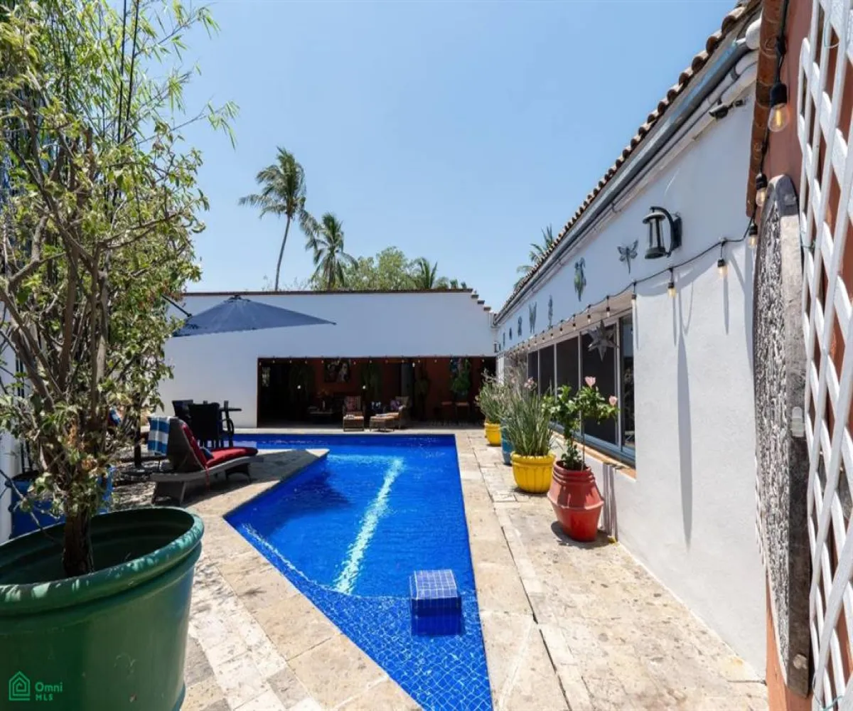 Casa En Venta,Gaviotas,Pez Espada 168, Puerto Vallarta, Jalisco 48328, 4 Habitaciones,4 Baños,Pez Espada,1,MX25937961