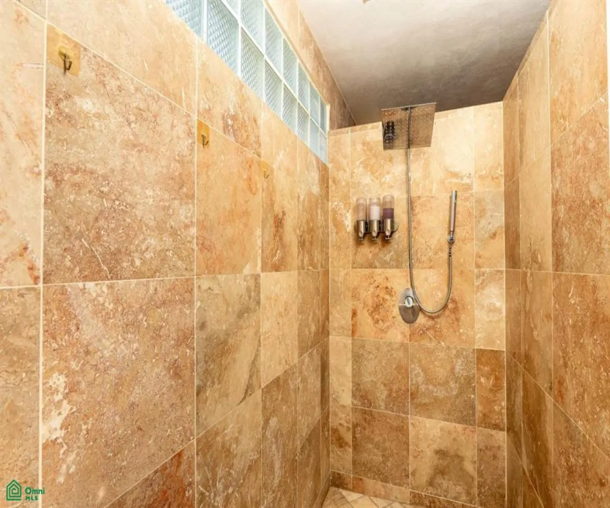 Casa En Venta,Gaviotas,Pez Espada 168, Puerto Vallarta, Jalisco 48328, 4 Habitaciones,4 Baños,Pez Espada,1,MX25937961