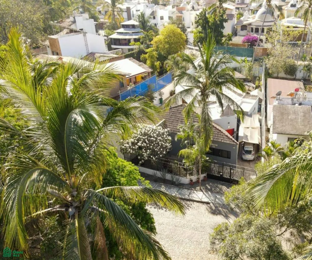 Casa En Venta,Gaviotas,Pez Espada 168, Puerto Vallarta, Jalisco 48328, 4 Habitaciones,4 Baños,Pez Espada,1,MX25937961