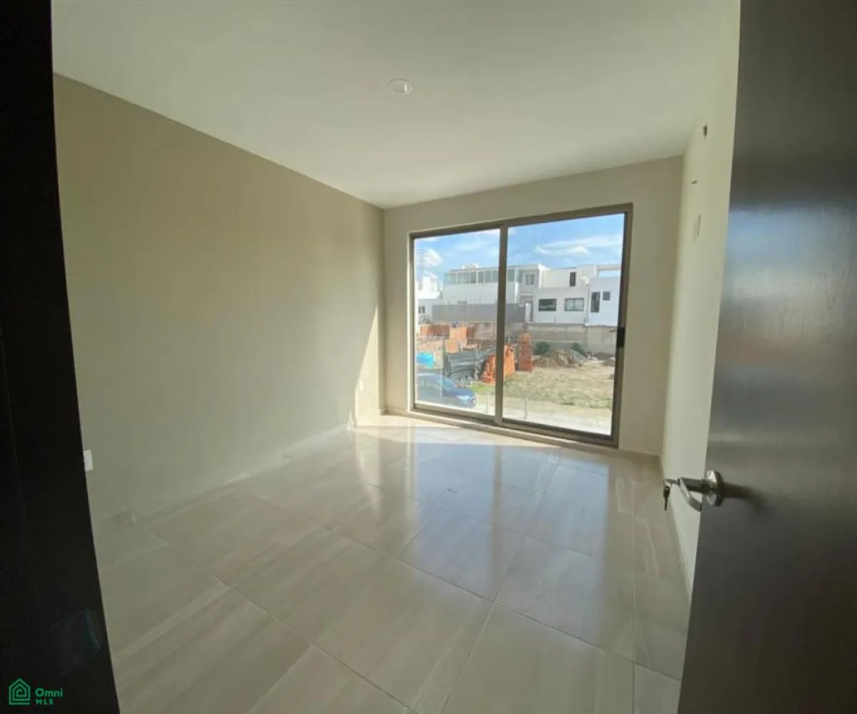 Casa En Venta,San Agustín,Calle prolongación 5 de mayo 580, Tlajomulco de Zuniga, Jalisco 45645, 3 Habitaciones,2 Baños,Calle prolongación 5 de mayo,3,MX25963779