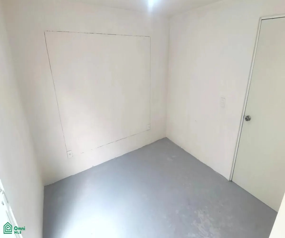 Departamento En Venta,Fraccionamiento Los Cantaros,Villa Burdeos 2001, Tlajomulco de Zuniga, Jalisco 45653, 2 Habitaciones,1 Baño,Villa Burdeos,1,MX25963853