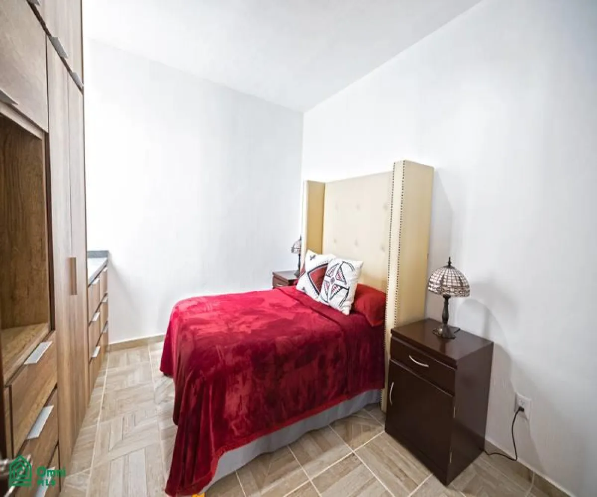 Casa En Venta,San Nicolás de Ibarra,Calle Zalate 12, Chapala, Jalisco 45940, 2 Habitaciones,2 Baños,Calle Zalate,1,MX25964937