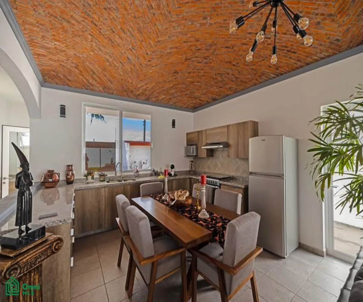 Casa En Venta,San Nicolás de Ibarra,Calle Zalate 12, Chapala, Jalisco 45940, 2 Habitaciones,2 Baños,Calle Zalate,1,MX25964937