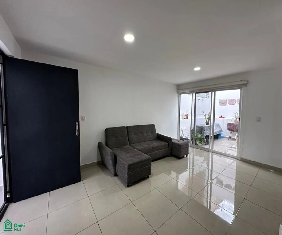 Casa En Venta,Estatuto Jurídico Fovissste,Manzana 8 S/N, Zapopan, Jalisco 45149, 4 Habitaciones,2 Baños,Manzana 8,2,MX25965099