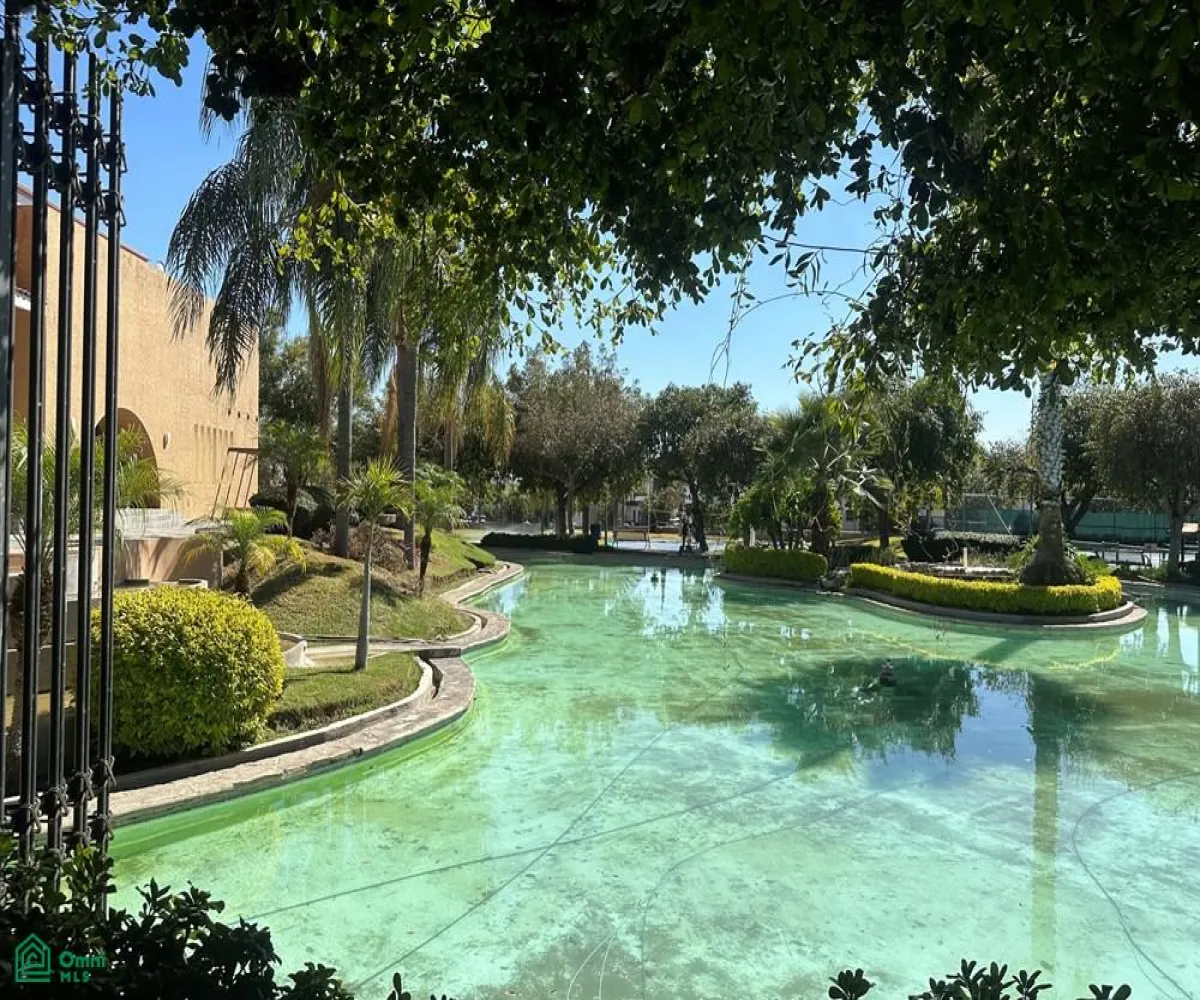 Terreno En Venta,Provenza Residencial,Av. La Romana, Coto 7 222, Tlajomulco de Zuniga, Jalisco 45645,Av. La Romana , Coto 7,MX25965160