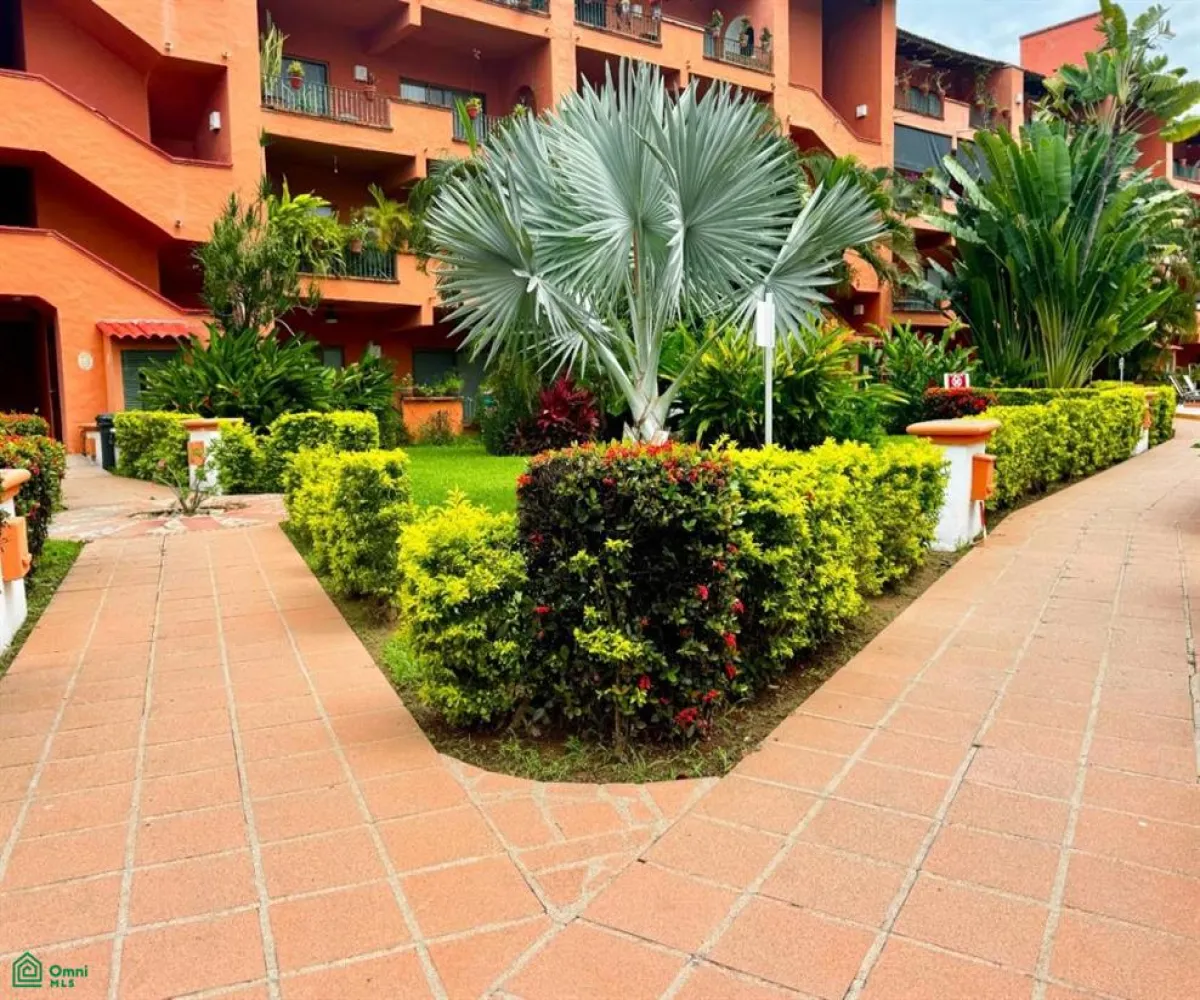 Departamento En Venta,Marina Vallarta,Paseo de la Marina 4416, Puerto Vallarta, Jalisco 48354, 2 Habitaciones,2 Baños,Paseo de la Marina,3,MX25966173